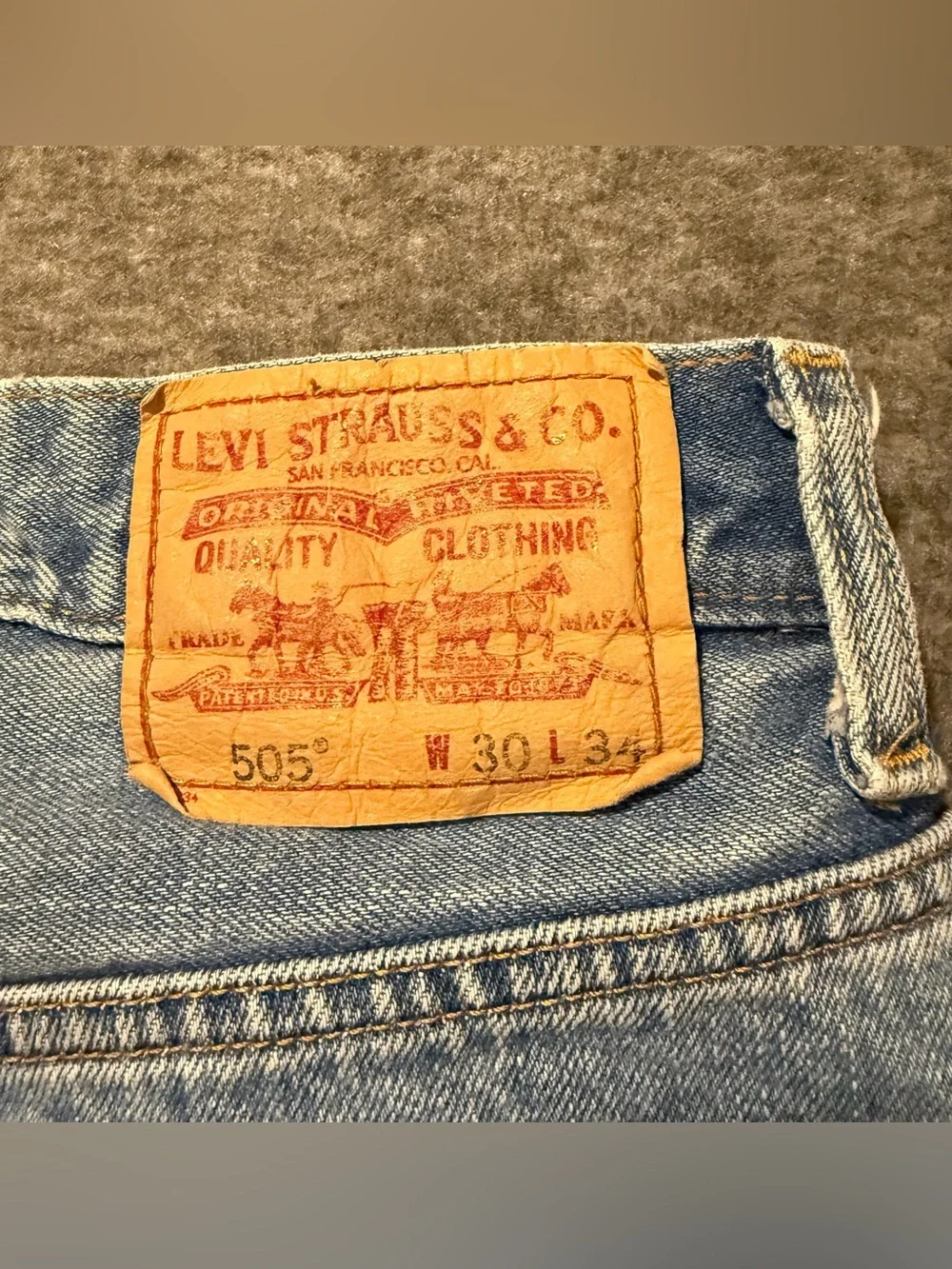 Levis 505 Vtg Jeans Mens 30x34 blue Regular Straight Fit Y2K Cotton Durable